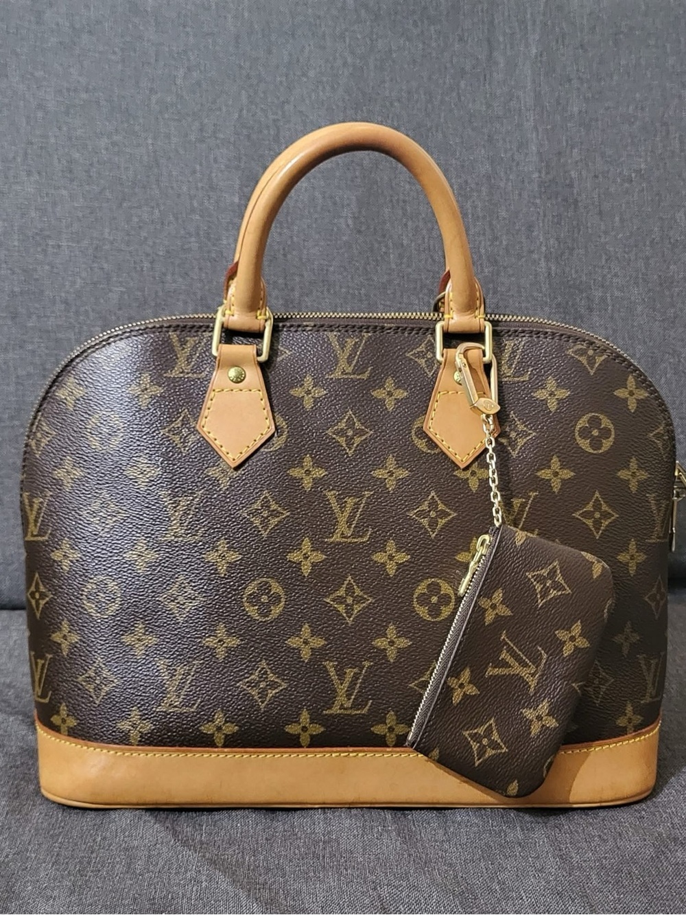 Louis Vuitton Alma PM